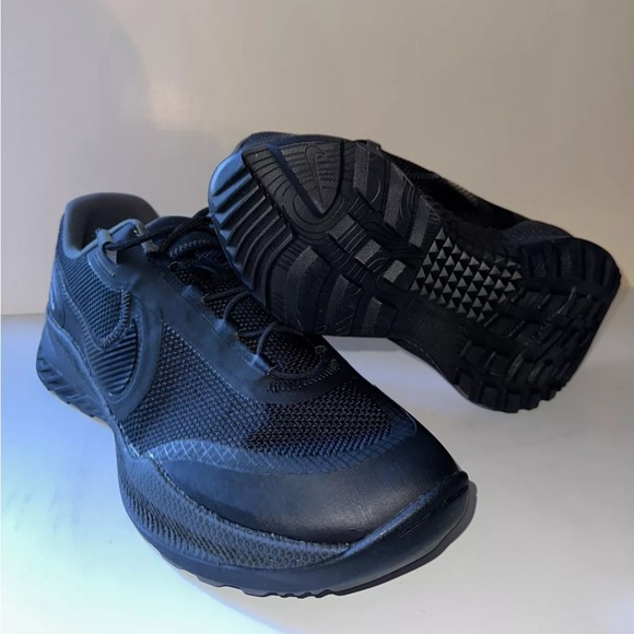 Nike React SFB Carbon Low Elite - Men’s Size 12 - Picture 3 of 3